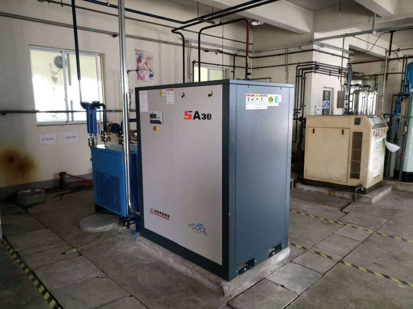某客户用了10年的15KW复盛